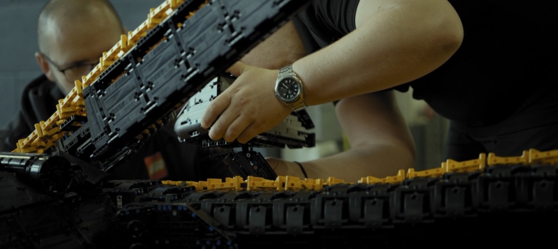 Из 342 817 деталей LEGO построили полноразмерный McLaren P1 — он может разгоняться до 64 км/ч