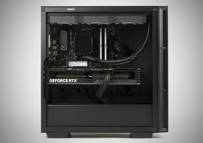 Компьютер месяца — октябрь 2024 года