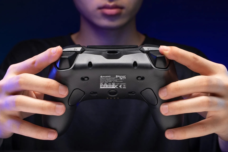 Представлен геймпад за $70&nbsp;с переключаемыми раскладками в стиле Xbox, Switch и других консолей