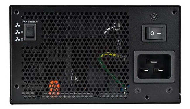 SilverStone представила 1650-Вт блок питания ZEUS 1650R Titanium&nbsp;&mdash;&nbsp;к нему можно подключить девять видеокарт