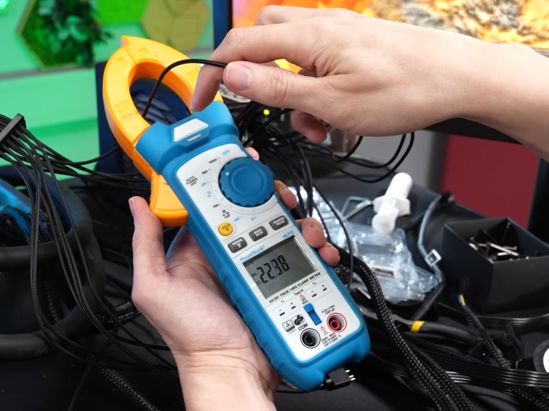 GeForce RTX 5090 уличили в разогреве кабелей питания до 150 °C за считаные минуты