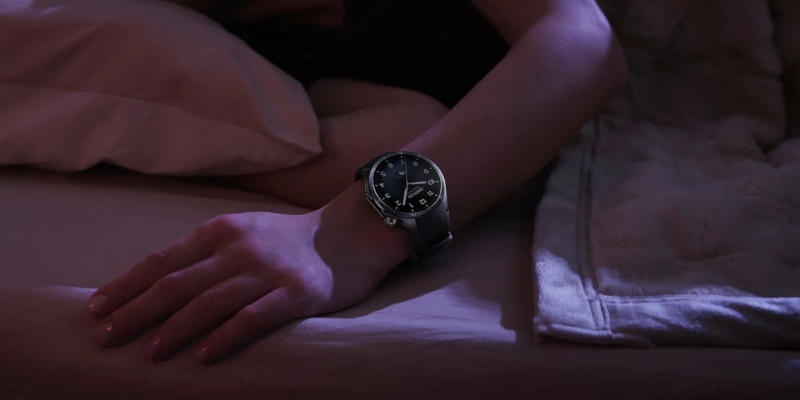 Представлены умные часы OnePlus Watch 3 с автономностью на пять дней, вращающимся безелем и ценой $329