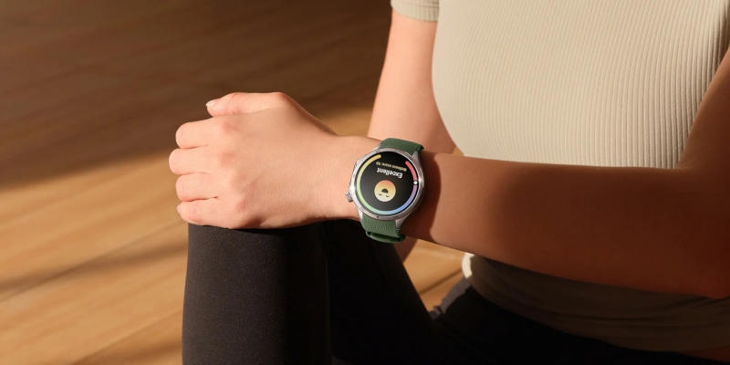 Представлены умные часы OnePlus Watch 3 с автономностью на пять дней, вращающимся безелем и ценой $329