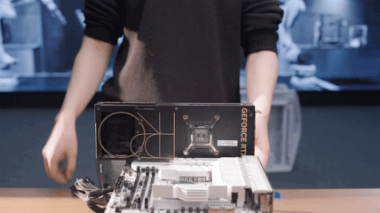 В Asus пообещали исправить механизм, который зажевывал видеокарты в слотах PCIe, и выплатить компенсации