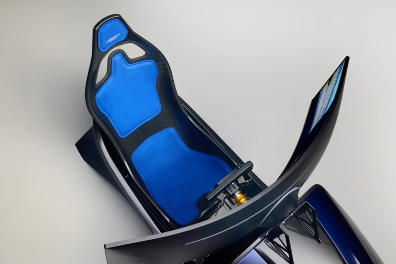 Aston Martin представила роскошный домашний симулятор гоночного авто с RTX 5090 стоимостью от $75 000