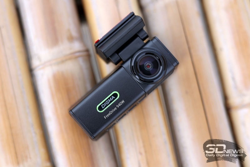 Digma FreeDrive 940W — мощный видеорегистратор с поддержкой 4K