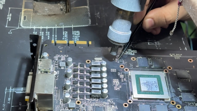 Энтузиасты прокачали GeForce GTX 970 до 8 Гбайт GDDR5&nbsp;&mdash; часть памяти&nbsp;всё равно  тормозила, но производительность удвоилась