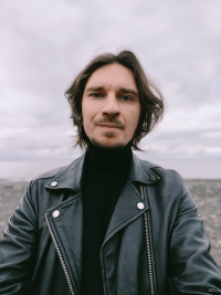 Обзор realme 14 Pro+: смартфон-хамелеон, который любит мороз