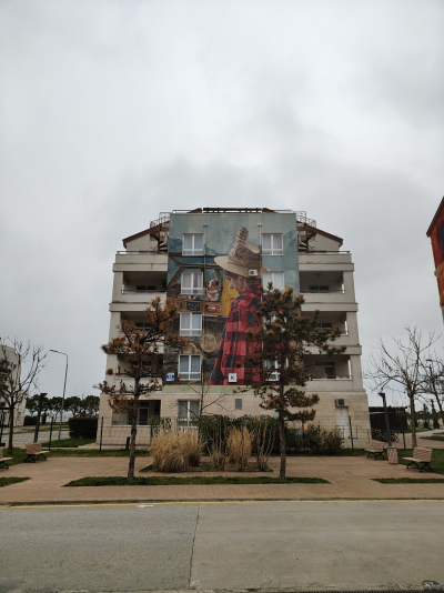 Обзор realme 14 Pro+: смартфон-хамелеон, который любит мороз