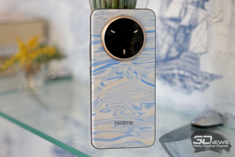 Обзор realme 14 Pro+: смартфон-хамелеон, который любит мороз