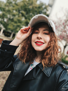 Обзор смартфона HONOR Magic 7: зачем платить больше?