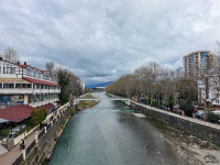 Обзор смартфона HONOR Magic 7: зачем платить больше?