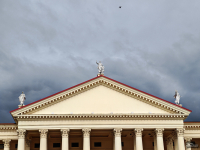 Обзор смартфона HONOR Magic 7: зачем платить больше?