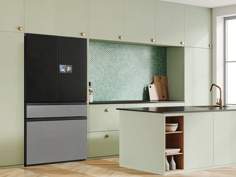 Samsung представила холодильник, который поможет найти потерявшийся смартфон