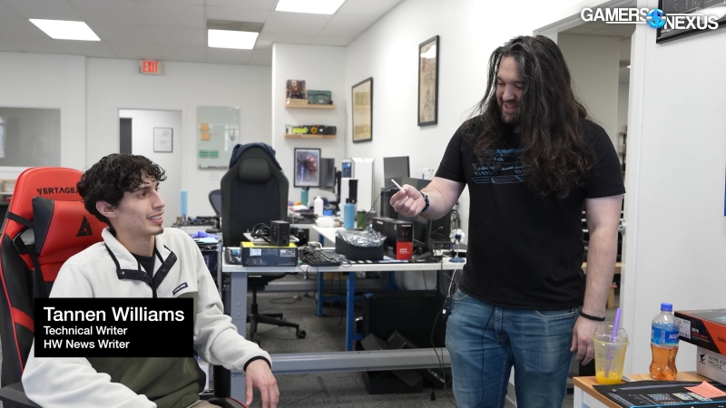 Внутри Radeon RX 9070 XT Sakura Atlantis обнаружился аромадиффузор с &laquo;запахом океана&raquo;