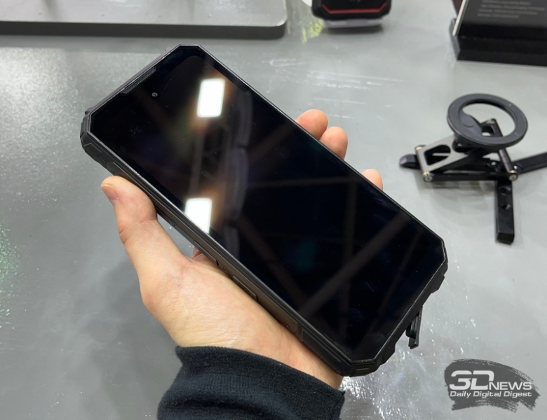 Doogee представила передовые защищённые смартфоны на выставке &laquo;Связь-2025&raquo;