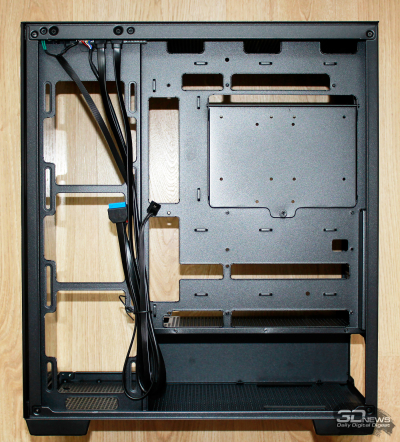 Корпус DeepCool CG580: максимум функциональности, минимум стоимости