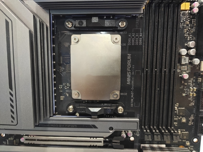 Minisforum представила материнскую плату DeskMini F1FGM со встроенным 16-ядерным Ryzen 9&nbsp;9955HX