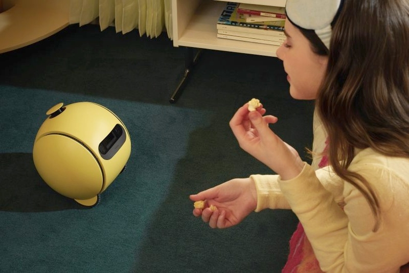 Мяч с мозгами: Samsung и Google объединились для выпуска домашнего робота Ballie с ИИ Gemini и проектором