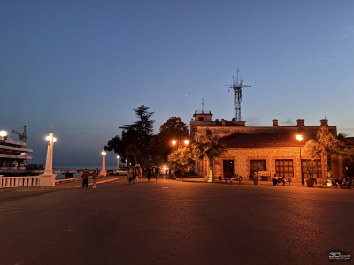 Обзор смартфона Apple iPhone 16e: я экономить буду!