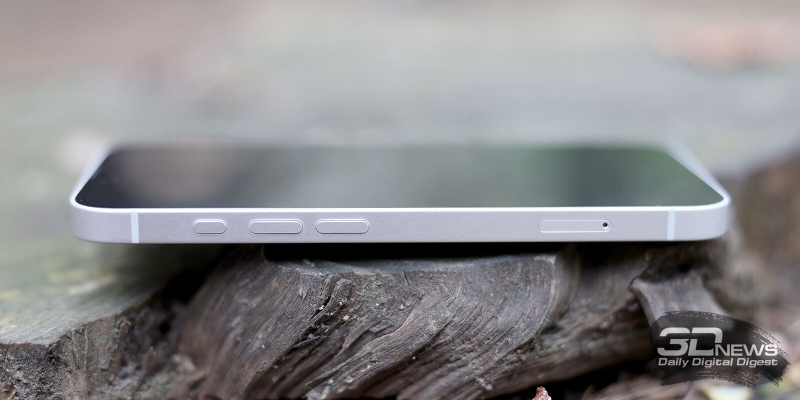 Обзор смартфона Apple iPhone 16e: я экономить буду!