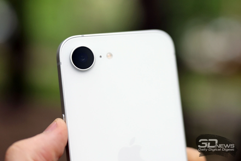 Обзор смартфона Apple iPhone 16e: я экономить буду!