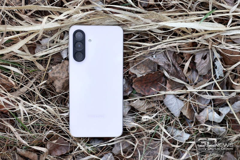 Обзор смартфона Samsung Galaxy A56: игра в классики