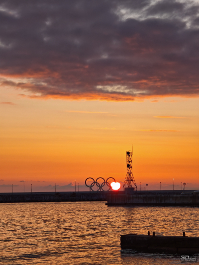 Обзор смартфона Xiaomi 15: горячая штучка