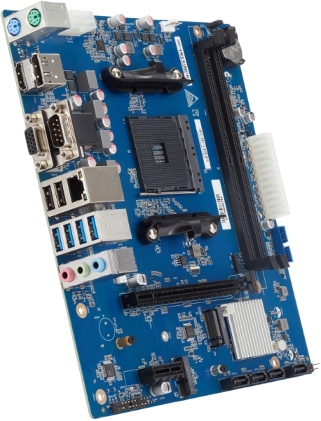 Российская компания iRU начала выпускать материнские платы для процессоров AMD и Intel