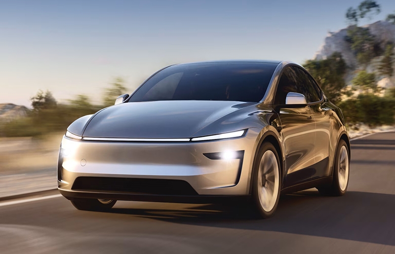 У Tesla рухнули поставки электромобилей — это связывают с политической активностью Маска