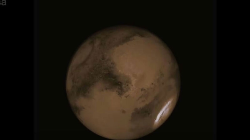 Зонд «Гера» показал Марс с необычного ракурса и сфотографировал один из самых маленьких спутников в Солнечной системе