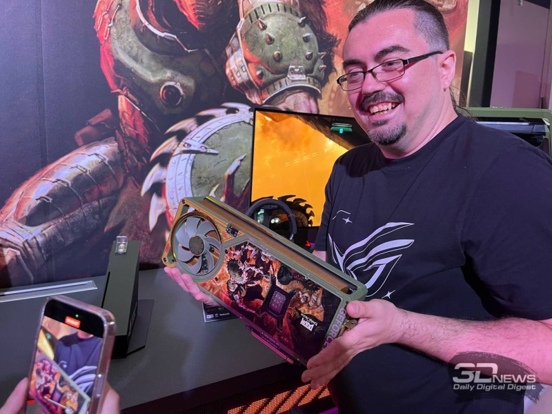 Asus показала огромную видеокарту RTX 5080 Noctua Edition и &laquo;адскую&raquo; ROG Astral RTX 5080 Doom Edition