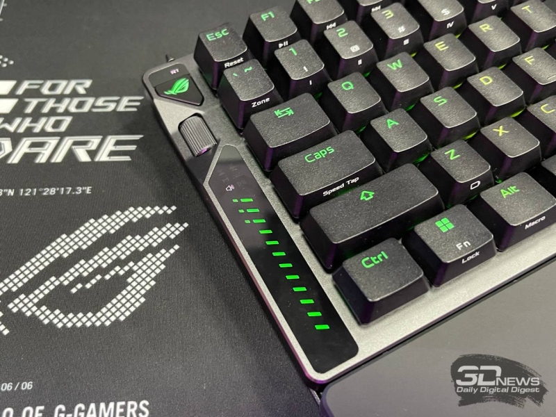 Asus представила располовиненную геймерскую клавиатуру ROG Falcata с магнитными переключателями ROG HFX V2