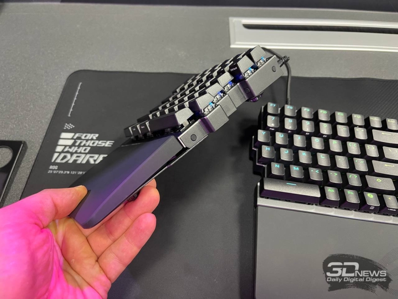 Asus представила располовиненную геймерскую клавиатуру ROG Falcata с магнитными переключателями ROG HFX V2