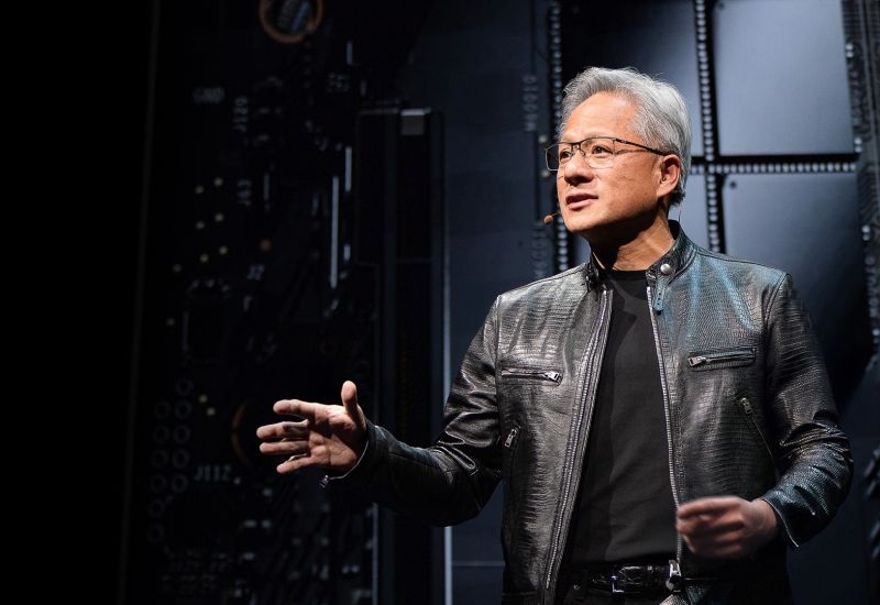 Глава Nvidia: новые экспортные ограничения на чипы усилят влияние Huawei и ослабят США