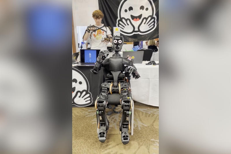 Hugging Face выпустила человекоподобного робота HopeJR всего за $3000