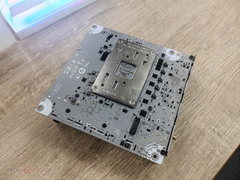 MSI представила компактную оверклокерскую плату MPOWER B850E и совсем маленькую MPG X870I EDGE TI WiFi