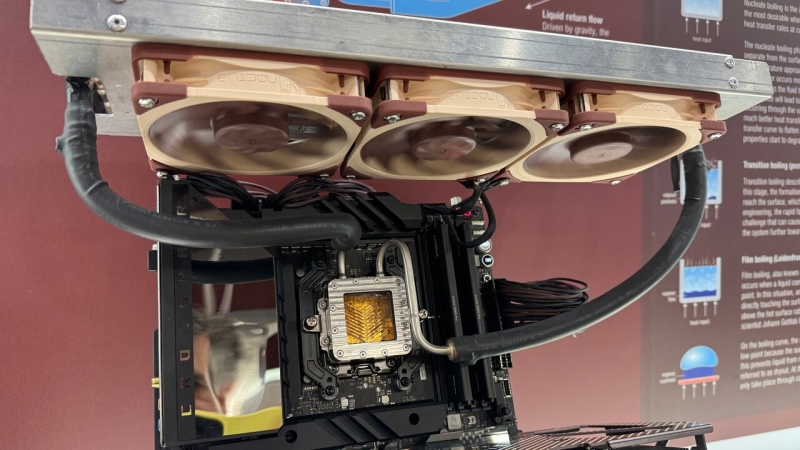 Noctua представила дебютную СЖО и показала в деле жидкостный кулер-термосифон