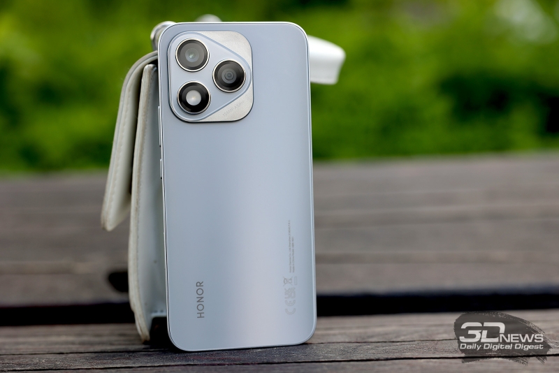 Обзор смартфона HONOR 400 Lite: ставка на обаяние