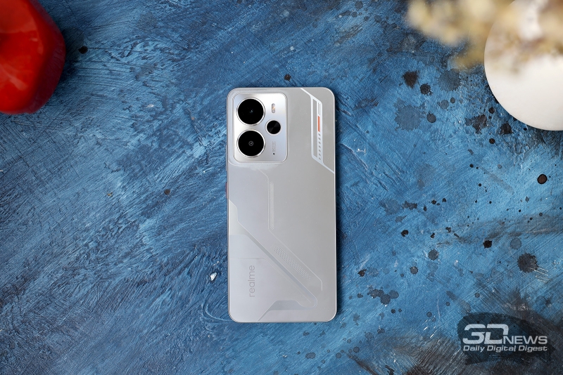 Обзор смартфона realme 14 5G: мощность на каждый день