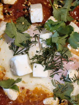 Обзор смартфона TECNO CAMON 40 Pro 5G: искусственный интеллект круче, чем у флагманов