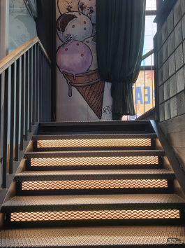 Обзор смартфона TECNO CAMON 40 Pro 5G: искусственный интеллект круче, чем у флагманов