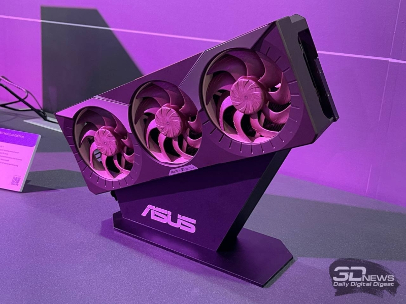 Репортаж со стенда ASUS на выставке Computex 2025: передовые мониторы, компьютеры и периферия для геймеров