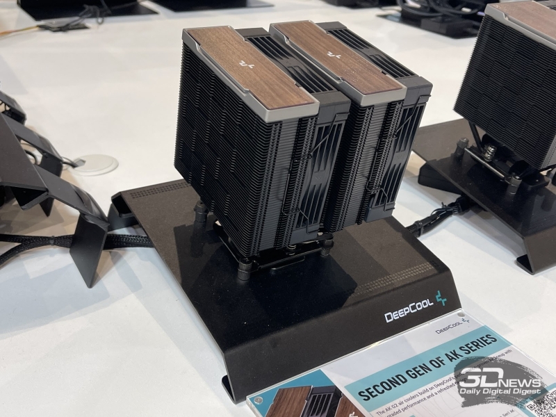 Репортаж со стенда DeepCool на выставке Computex 2025: мощные кулеры, необычные корпуса и не только