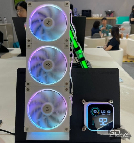 Репортаж со стенда DeepCool на выставке Computex 2025: мощные кулеры, необычные корпуса и не только