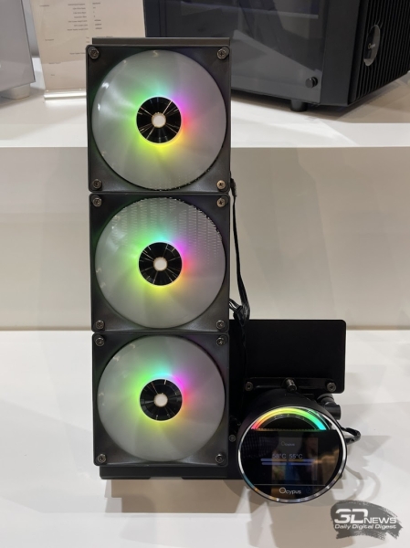 Репортаж со стенда Ocypus на выставке Computex 2025: передовые СЖО, элегантные корпуса и другие новинки