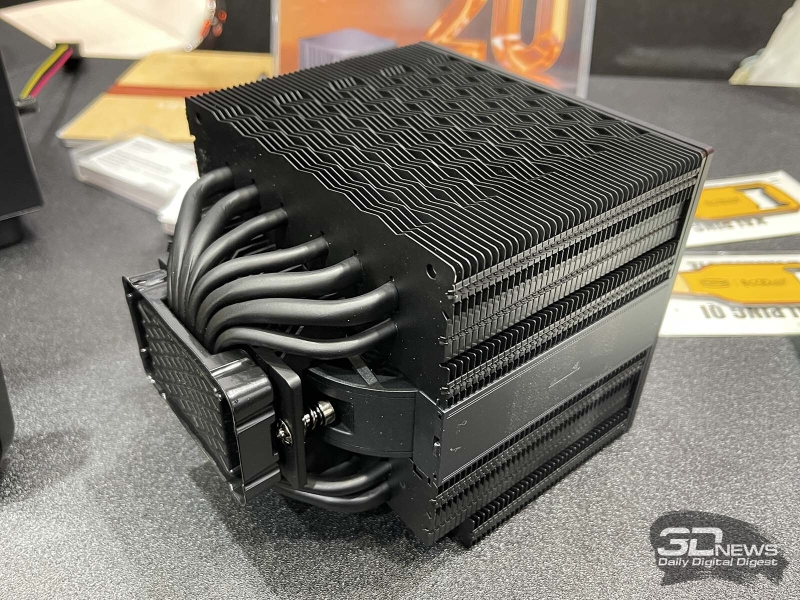Репортаж со стенда PCCooler  на выставке Computex 2025: мощные кулеры и СЖО, корпуса и вентиляторы