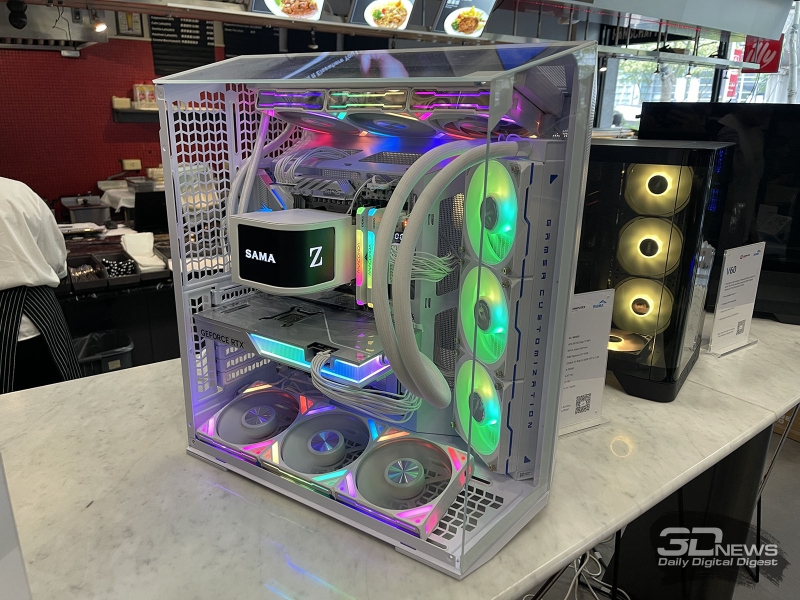 Репортаж со стенда SAMA на выставке Computex 2025: блоки питания, СЖО, кулеры для процессоров и корпуса