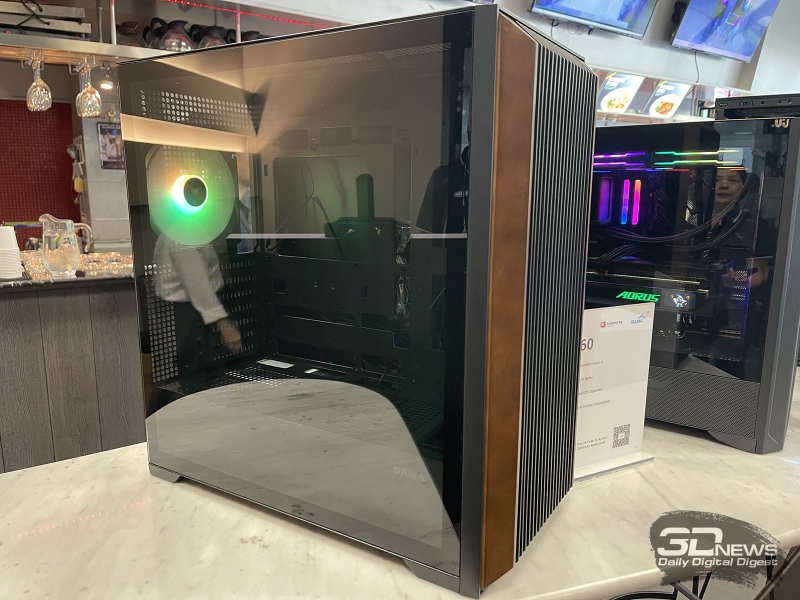 Репортаж со стенда SAMA на выставке Computex 2025: блоки питания, СЖО, кулеры для процессоров и корпуса