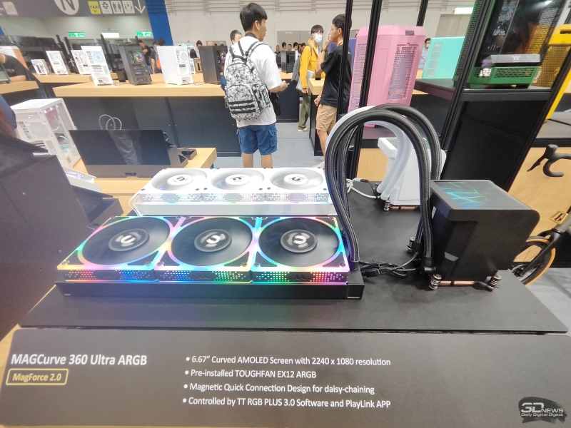 Thermaltake представила СЖО MINECUBE 360 Ultra ARGB с четырьмя экранами и другие новинки